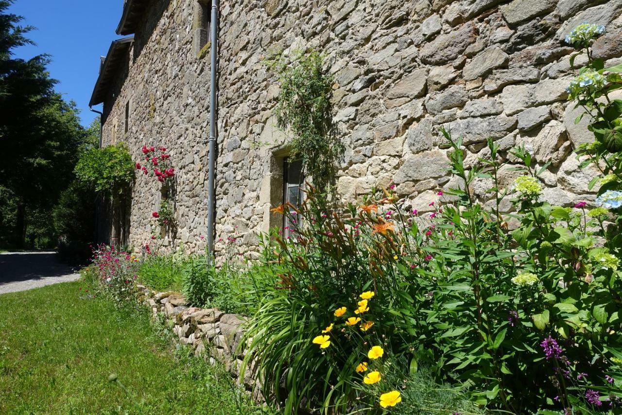 Bed and Breakfast Domaine Les Teuilleres Lacam-d'Ourcet Экстерьер фото